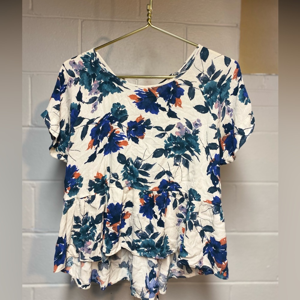Floral Flowy top